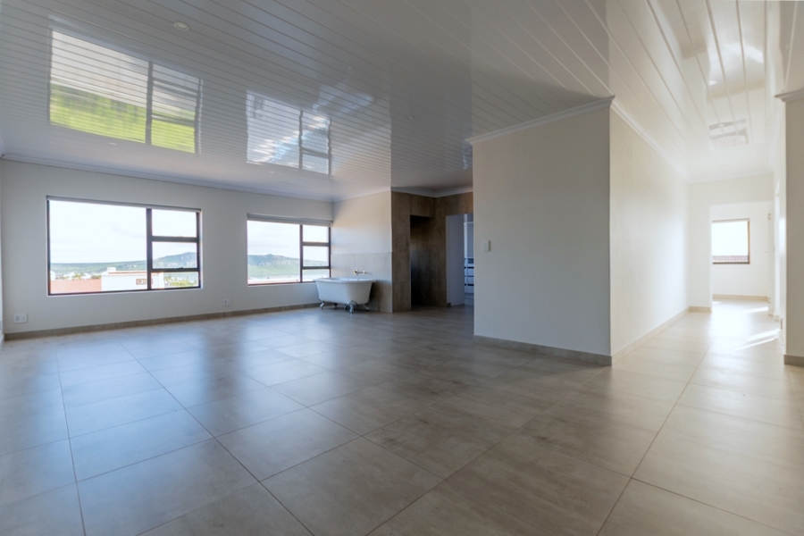6 Bedroom Property for Sale in Myburgh Park Western Cape